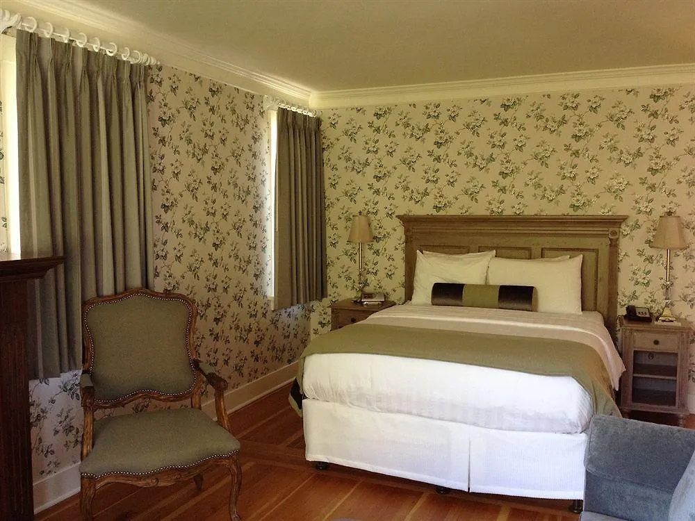 Rosewood Inn Victoria
