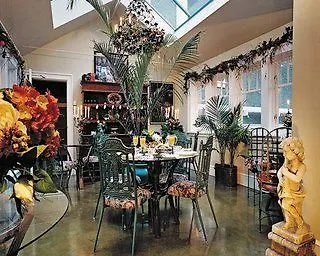 Rosewood Inn Victoria